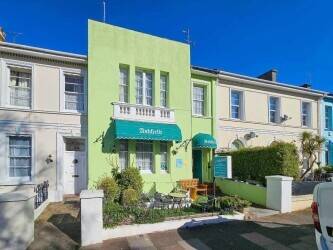 A wonderfully located 6 en-suite bedroom Guest House A wonderfully located 6 en-suite bedroom Guest House