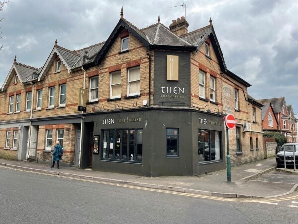 Established Thai Restaurant and 5 Bed Accommodation Established Thai Restaurant and 5 Bed Accommodation