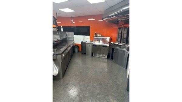 Popular Fish & Chip Takeaway in Busy Lincolnshire Location Popular Fish & Chip Takeaway in Busy Lincolnshire Location