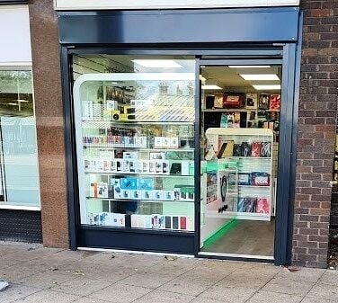 Vape, Computer And Mobile Repair Shop With Money Transfer for Sale Photo 1