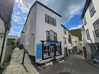 Cafe, Restaurant & Takeaway With An Apartment In Port Isaac