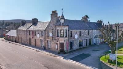 Successful Highland Restaurant with additional 2  bedroom and 3 bedroom apartments