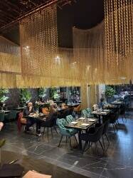 Beautiful 100-Seater Restaurant for Sale in North London – Ideal for Persian & Turkish Cuisine