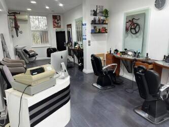 Barber shop for sale between Fulham and Hammersmith Photo 1