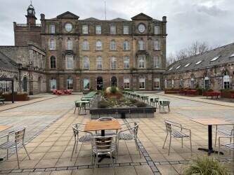 Multi award winning Italian restaurant with courtyard near Edinburgh