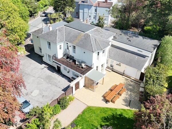 Detached 8-Bed Holiday Villa with Luxurious Owners Accommodation For Sale in Torquay Detached 8-Bed Holiday Villa with Luxurious Owners Accommodation For Sale in Torquay
