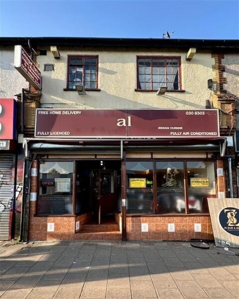 LEASEHOLD LIC. INDIAN RESTAURANTROOMS ABOVE - POSSIBLE ACCOMMODATION