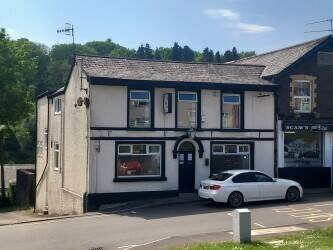 GWENT - POPULAR VILLAGE LOCALS' FREEHOUSE GWENT - POPULAR VILLAGE LOCALS' FREEHOUSE