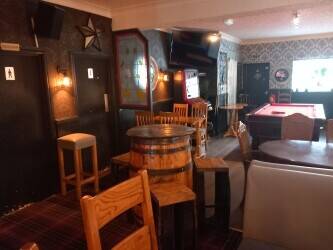 SOUTH WALES - WELL ESTABLISHED VILLAGE CENTRE PUBLIC HOUSE SOUTH WALES - WELL ESTABLISHED VILLAGE CENTRE PUBLIC HOUSE