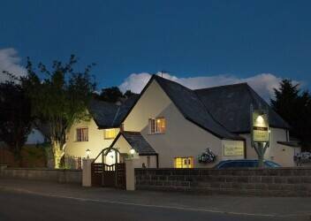 Immaculate Detached Guest House With 5 Ensuite Letting Rooms & 2 Bedroom Owners Accommodation Immaculate Detached Guest House With 5 Ensuite Letting Rooms & 2 Bedroom Owners Accommodation