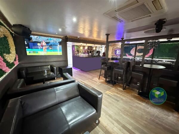 Restaurant/Bar in Failsworth, Oldham Photo 1
