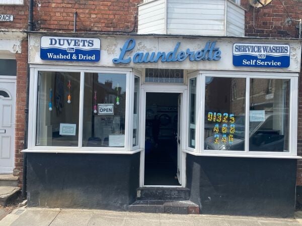 SUPER LAUNDERETTE IN DARLINGTON