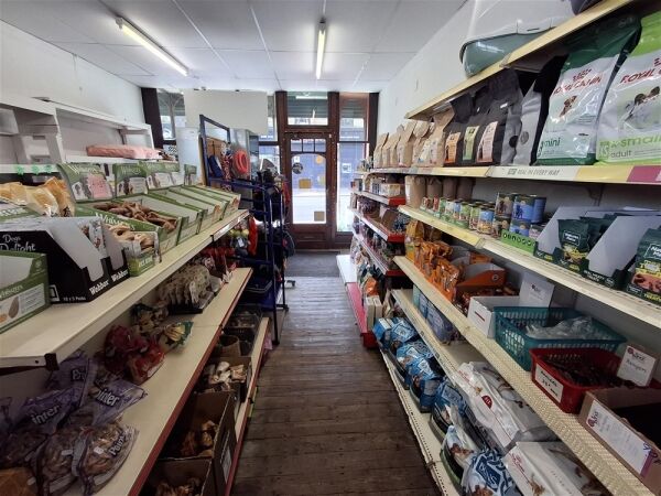 Retail For Sale in Todmorden Photo 1