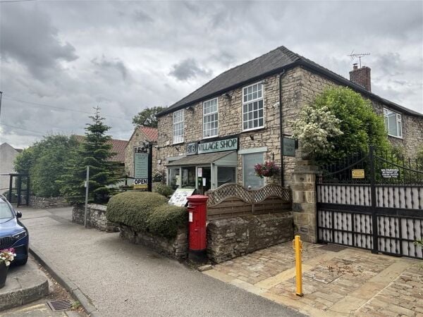 House For Sale in Leeds House For Sale in Leeds