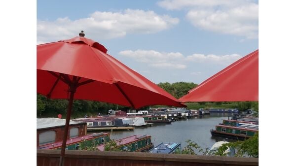 REDUCED - Charming Canal-Side Tea Room & Restaurant with Scenic Views Based in Cheshire