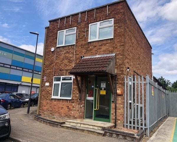 London Properties are pleased to offer to the market this Light Industrial warehouse for rent or sale situated within South Harrow Industrial Estate o London Properties are pleased to offer to the market this Light Industrial warehouse for rent or sale situated within South Harrow Industrial Estate o