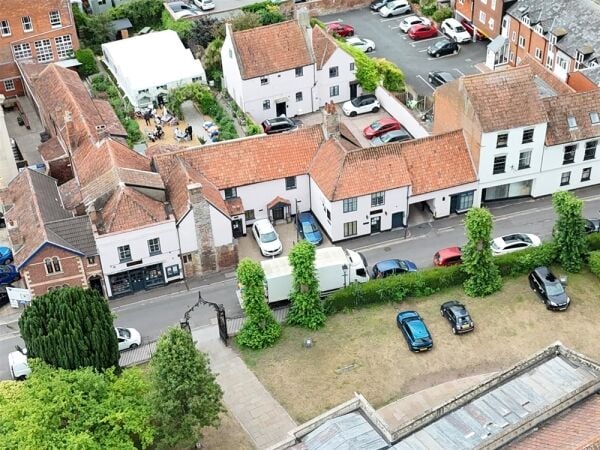 An Historic Somerset Landmark with a Modern Twist For Sale in Bridgwater An Historic Somerset Landmark with a Modern Twist For Sale in Bridgwater