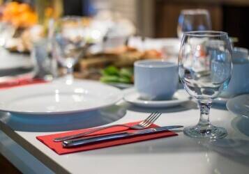 Restaurant for Sale in Hartley Wintney, Hampshire with 3-Bed Flat Photo 1