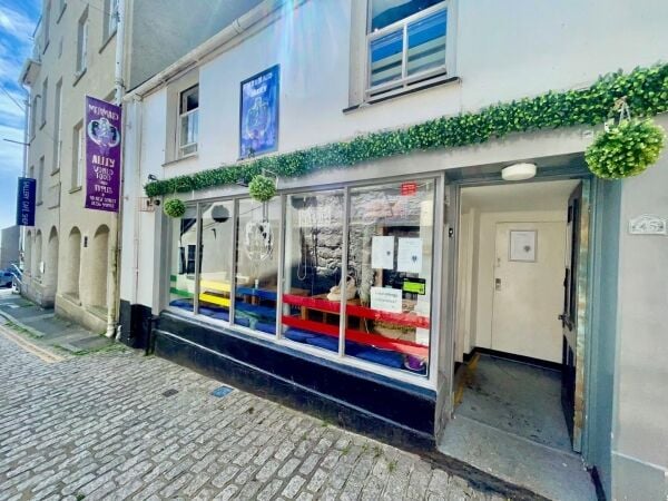 Leasehold Street Food Restaurant Located In Penzance Town Centre Leasehold Street Food Restaurant Located In Penzance Town Centre