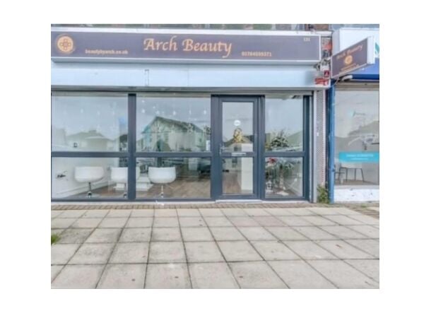 Beauty Gem – Modern, Busy & Perfect for New Owner!