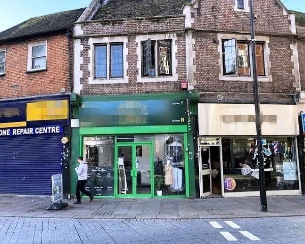 Dry Cleaners, Shoe Repairs And Key Cutting With Satellite Receiving Shop 5 Miles Away for Sale Dry Cleaners, Shoe Repairs And Key Cutting With Satellite Receiving Shop 5 Miles Away for Sale