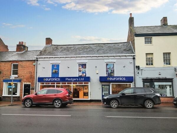 Prominent Freehold Retail Premises – Long Sutton, Spalding Prominent Freehold Retail Premises – Long Sutton, Spalding