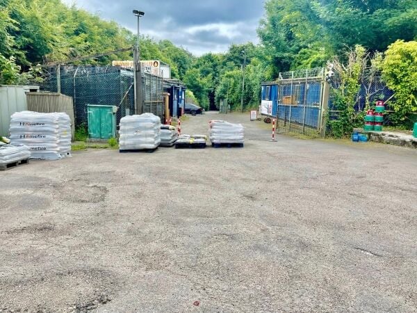 Freehold Storage Depot Located In Penzance, Cornwall Freehold Storage Depot Located In Penzance, Cornwall