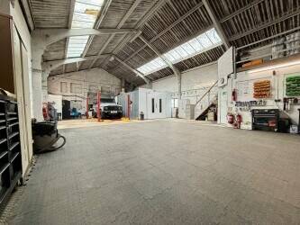 Independent Car Body Repair Centre Photo 1