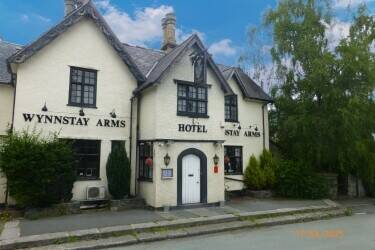POWYS - SUBSTANTIAL VILLAGE CENTRE PUBLIC HOUSE BEING HUB OF COMMUNITY AND HUGE POTENTIAL TO REINSTA POWYS - SUBSTANTIAL VILLAGE CENTRE PUBLIC HOUSE BEING HUB OF COMMUNITY AND HUGE POTENTIAL TO REINSTA