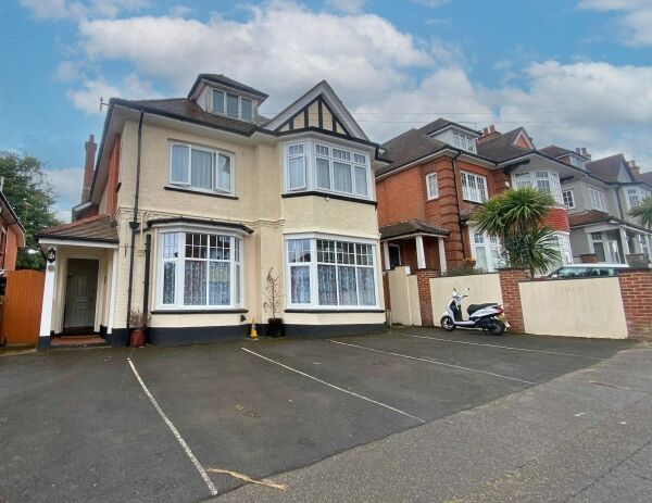 Home & Income B&B with South Facing Garden in the Very Sought-After Alum Chine