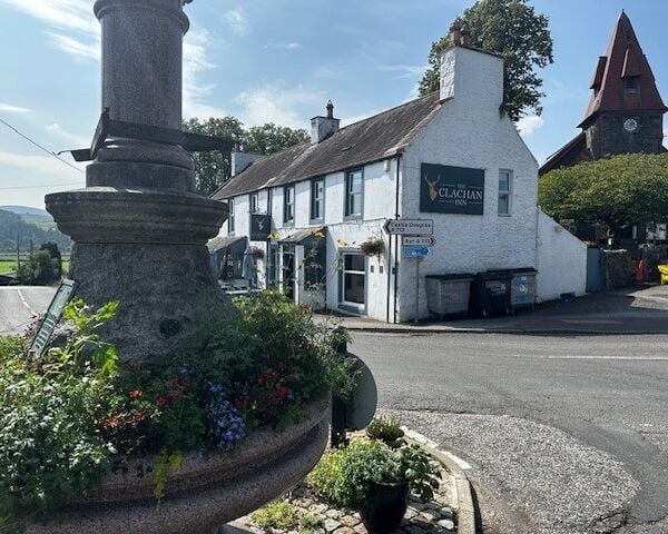 Historic Charm, Modern Comforts – The Clachan Inn