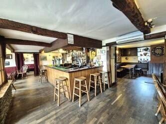 YORKSHIRE DALES - GRADE II LISTED PUBLIC HOUSE IN CHOCOLATE BOX LOCATION