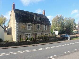 WILTSHIRE- M4 CORRIDOR COTSWOLDS FREE HOUSE Photo 1