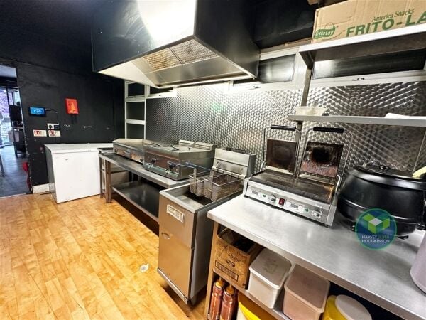 Hot Food Takeaway in Hyde