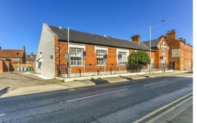 Freehold Serviced Accomodation Freehold Serviced Accomodation