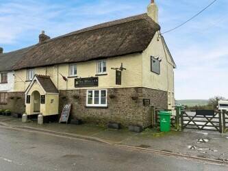 DEVON – CHARACTER THATCHED VILLAGE FREE HOUSE NEAR COAST DEVON – CHARACTER THATCHED VILLAGE FREE HOUSE NEAR COAST