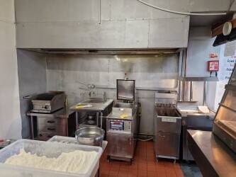 Trading fast food takeaway shop in Prime location Trading fast food takeaway shop in Prime location
