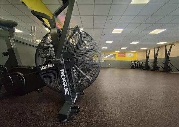 INDEPENDENT COMMUNITY GYM INDEPENDENT COMMUNITY GYM