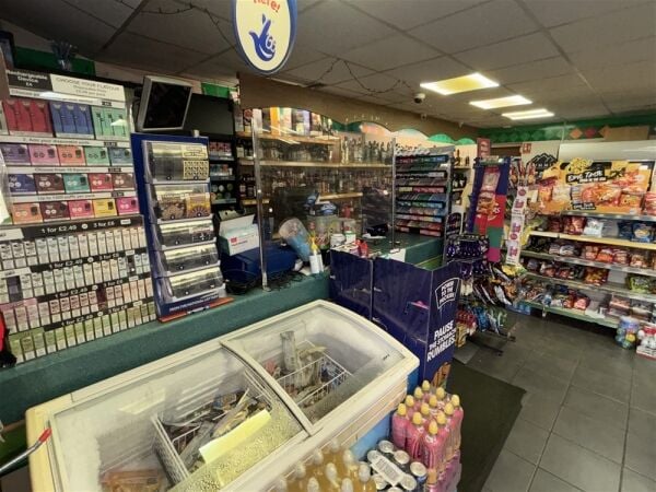 Off License & Convenience For Sale in Elland Photo 1