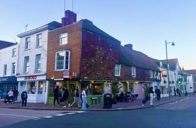 Established Pizza and Fish & Chips Shop in Canterbury