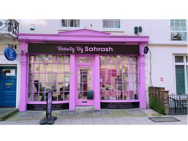 Established Beauty Brand with Growth Potential Established Beauty Brand with Growth Potential