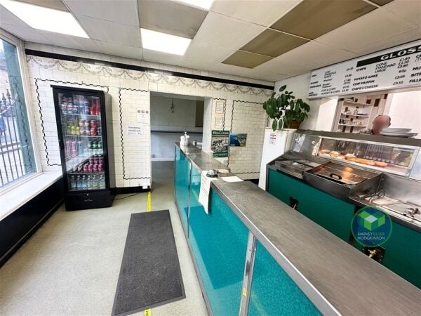 Hot Food Takeaway/Diner in Glossop Hot Food Takeaway/Diner in Glossop