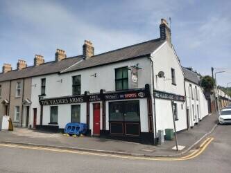 SWANSEA CITY - TRADITIONAL WET-LED PUB IN DENSELY POPULATED CITY CENTRE SUBURB