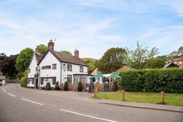 SHROPSHIRE HILLS - HIGH TRADING INN WITH FOUR EN SUITE LETTING BEDROOMS SHROPSHIRE HILLS - HIGH TRADING INN WITH FOUR EN SUITE LETTING BEDROOMS