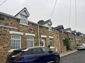Well-known, Modern, Recently Refurbished Freehold Group of Holiday Cottage Properties Well-known, Modern, Recently Refurbished Freehold Group of Holiday Cottage Properties