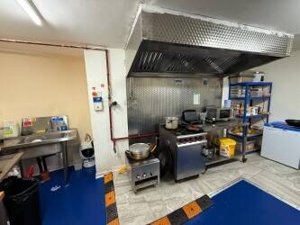 Indian dark kitchen for sale in Birmingham Indian dark kitchen for sale in Birmingham