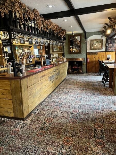 LEASEHOLD LIC. GASTROPUB/RESTAURANT LEASEHOLD LIC. GASTROPUB/RESTAURANT