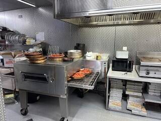 HIGH TURNOVER FISH CHIPS AND PIZZA TAKEAWAY IN DURHAM HIGH TURNOVER FISH CHIPS AND PIZZA TAKEAWAY IN DURHAM