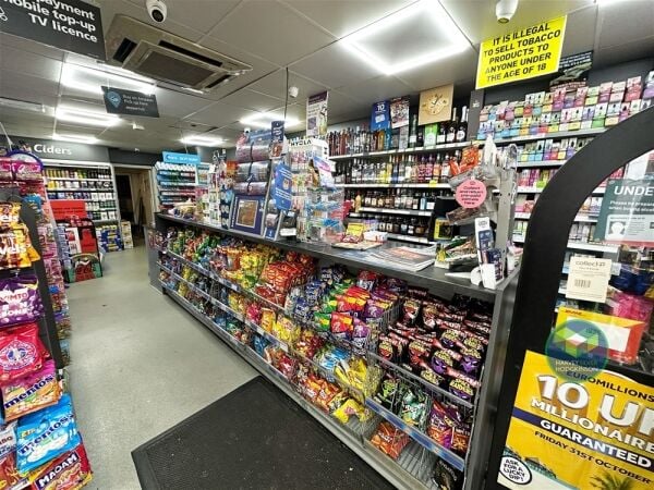 Off-License/Newsagent in Middleton