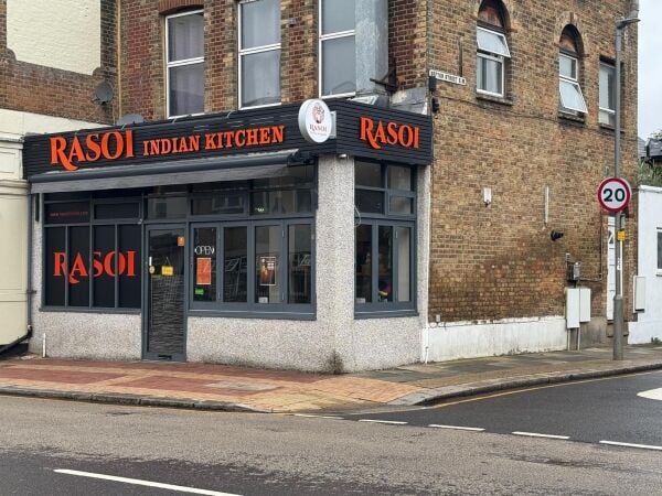 INDIAN RESTAURANT & TAKEAWAY INDIAN RESTAURANT & TAKEAWAY